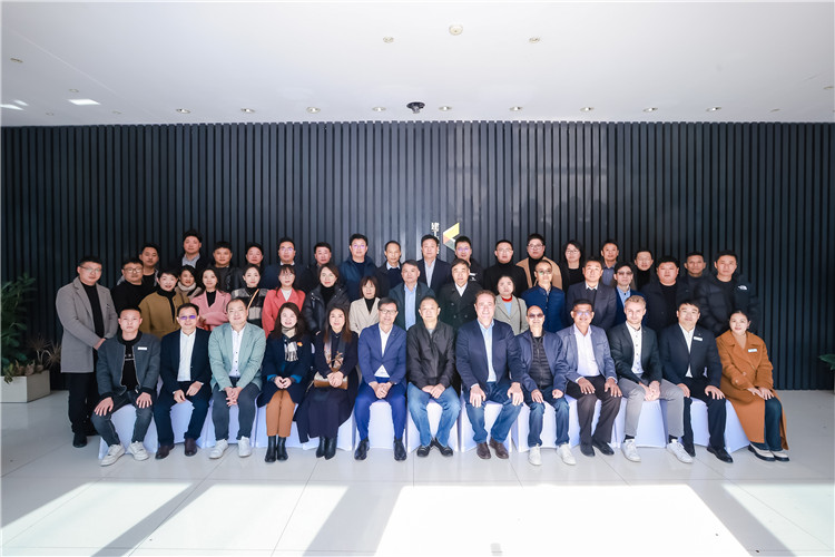 2023旭格华东二区零售合作伙伴交流会在建工环艺圆满落幕